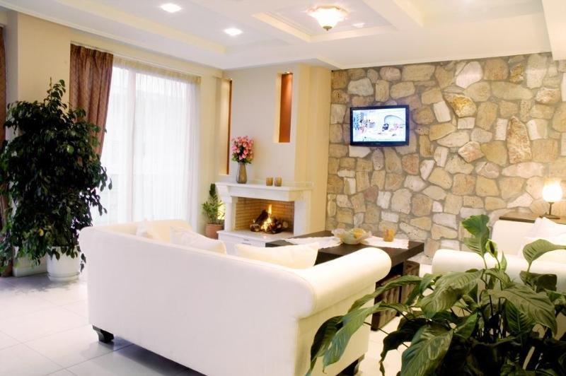 9 Queens Spa Hotel Лутра Едипсу Екстериор снимка
