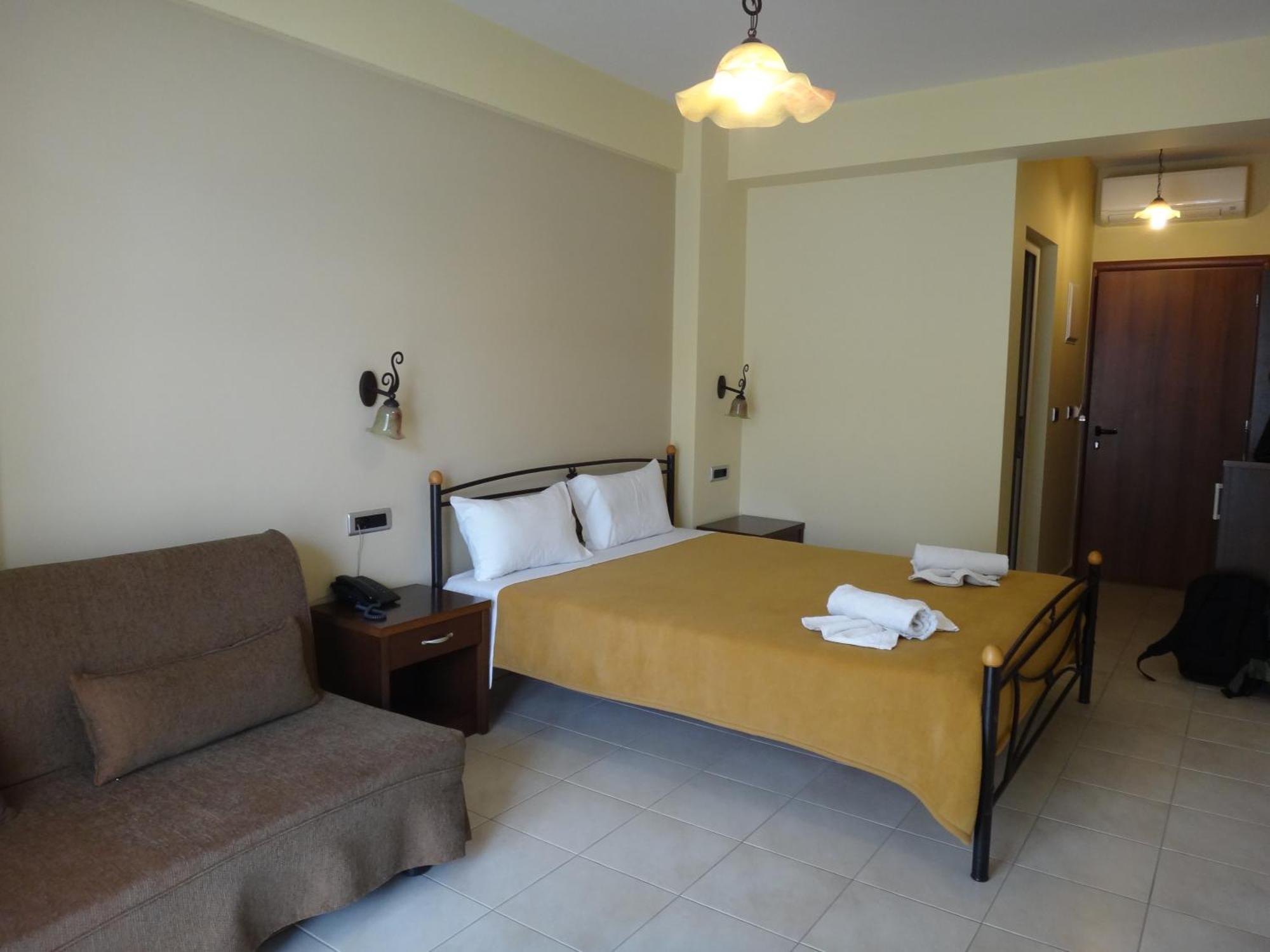 9 Queens Spa Hotel Лутра Едипсу Стая снимка