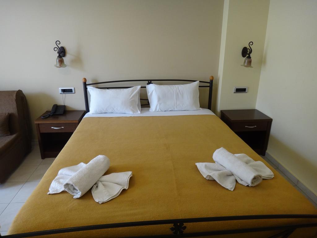 9 Queens Spa Hotel Лутра Едипсу Екстериор снимка