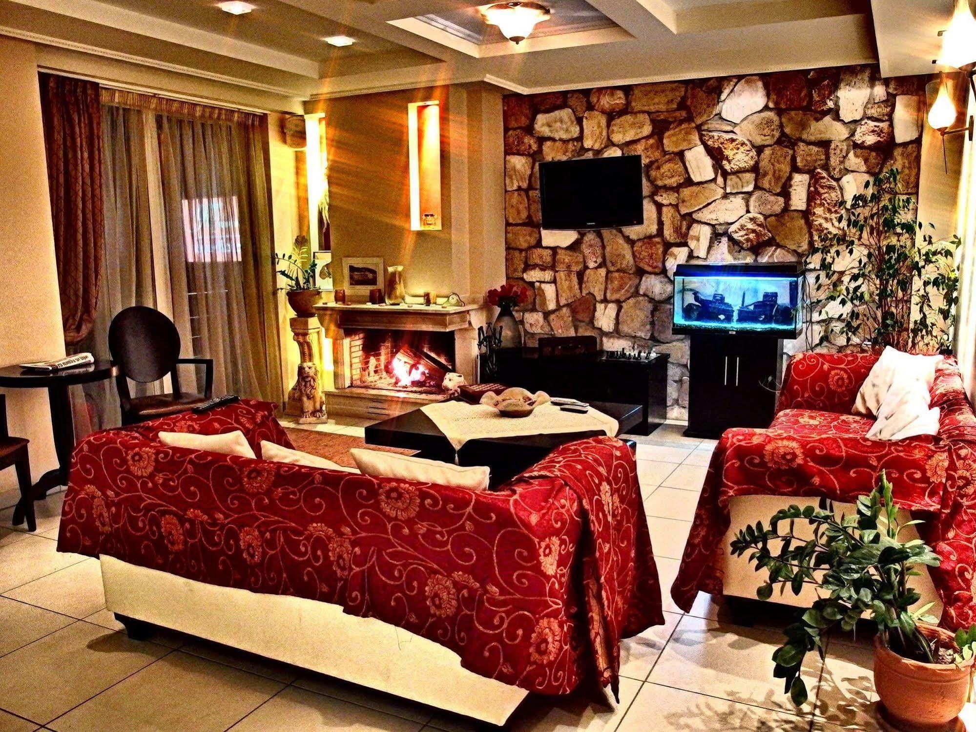 9 Queens Spa Hotel Лутра Едипсу Екстериор снимка