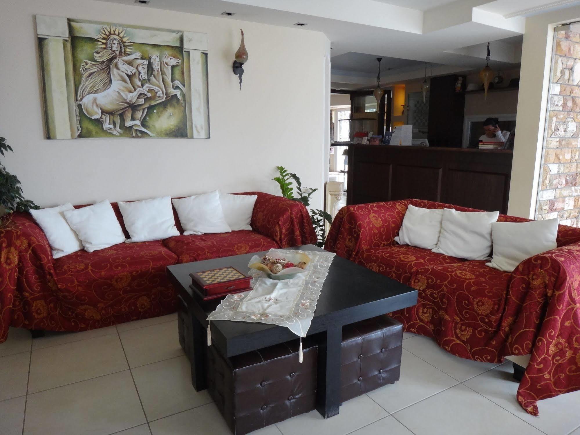 9 Queens Spa Hotel Лутра Едипсу Екстериор снимка