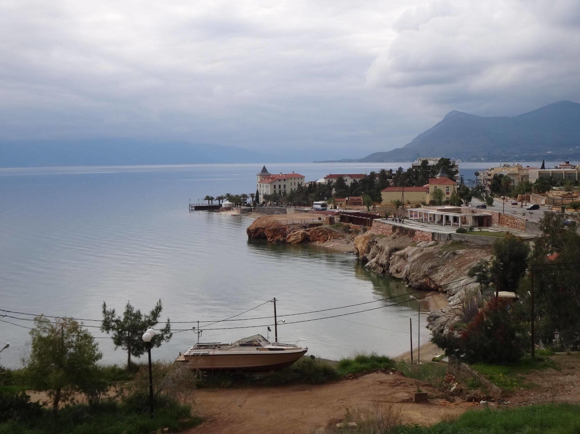 9 Queens Spa Hotel Лутра Едипсу Екстериор снимка