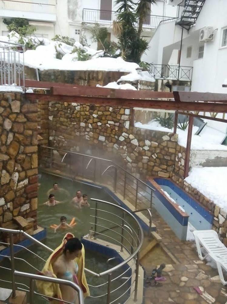 9 Queens Spa Hotel Лутра Едипсу Екстериор снимка