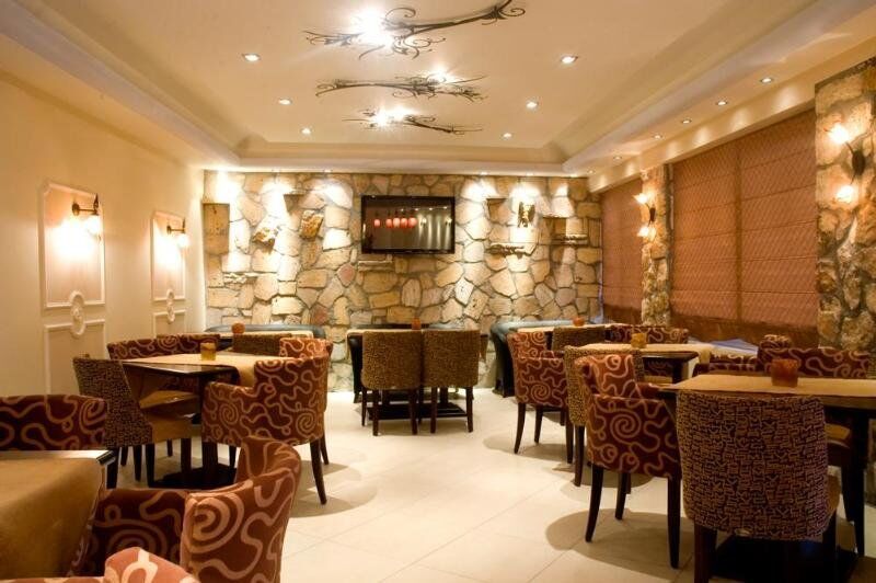 9 Queens Spa Hotel Лутра Едипсу Екстериор снимка